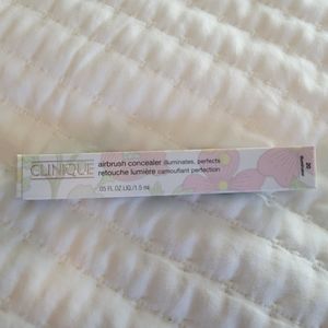 Clinique airbrush concealer, 20 illuminator, new in box